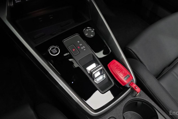 2023 Audi A3 с пробегом 4 043 км