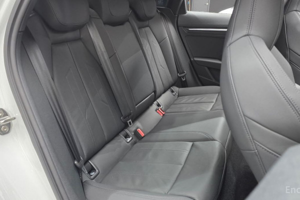 2023 Audi A3 с пробегом 4 043 км