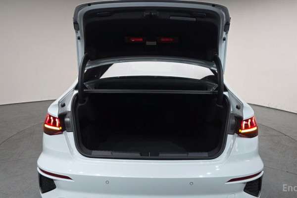 2022 Audi A3 с пробегом 13 895 км