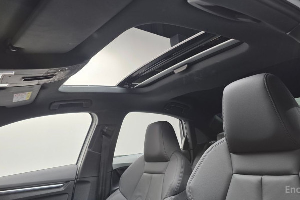 2023 Audi A3 с пробегом 4 043 км