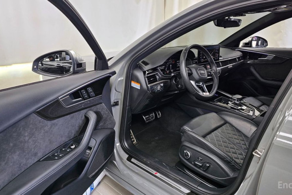 2021 Audi S4 с пробегом 53 337 км