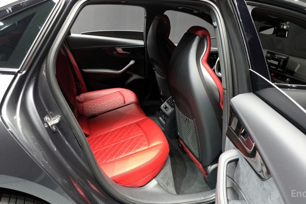 2023 Audi S4 с пробегом 18 442 км