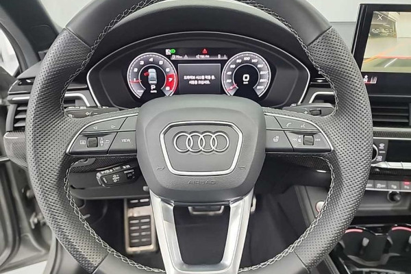 2022 Audi S4 с пробегом 15 992 км