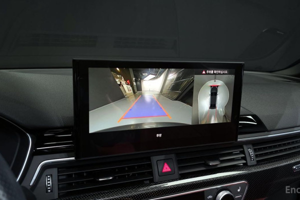 2023 Audi S4 с пробегом 18 442 км