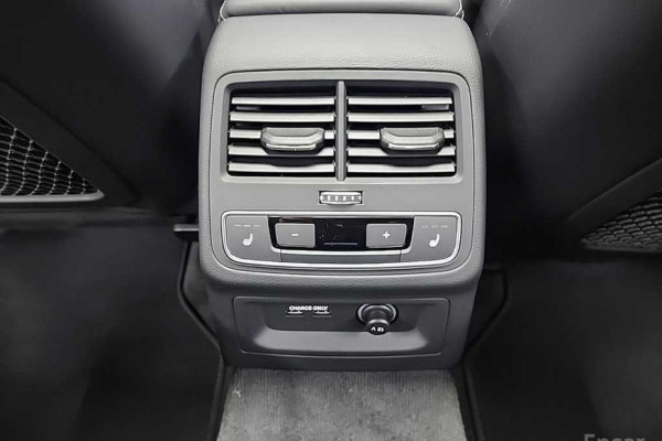 2022 Audi S4 с пробегом 15 992 км