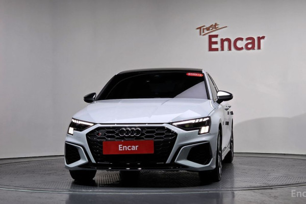 2023 Audi S3 с пробегом 3 857 км