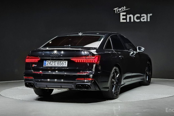 2021 Audi S6 с пробегом 55 676 км