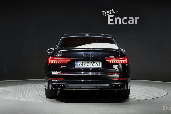 2021 Audi S6 с пробегом 55 676 км