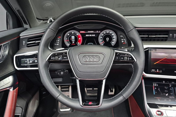 2023 Audi S6 с пробегом 23 980 км