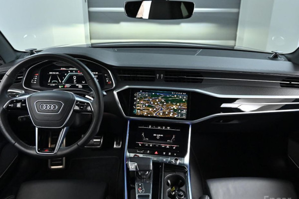 2022 Audi S6 с пробегом 46 965 км