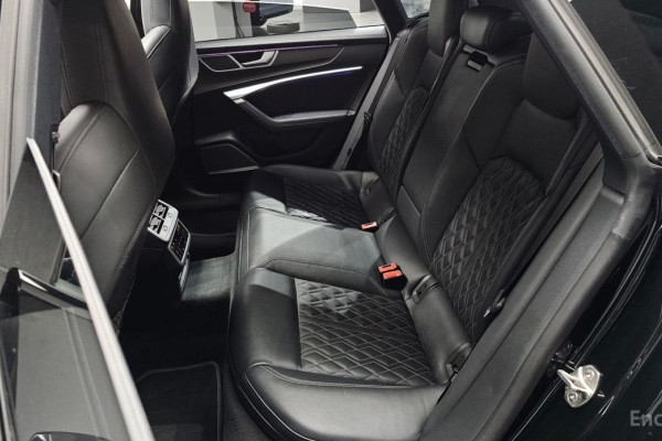 2022 Audi S7 с пробегом 75 341 км