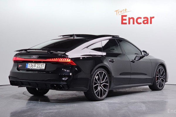 2021 Audi S7 с пробегом 30 455 км