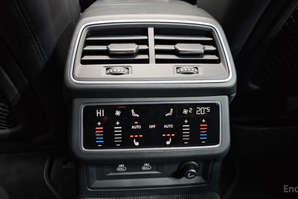 2022 Audi S7 с пробегом 75 341 км