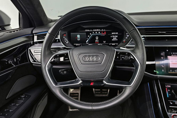 2021 Audi S8 с пробегом 86 654 км