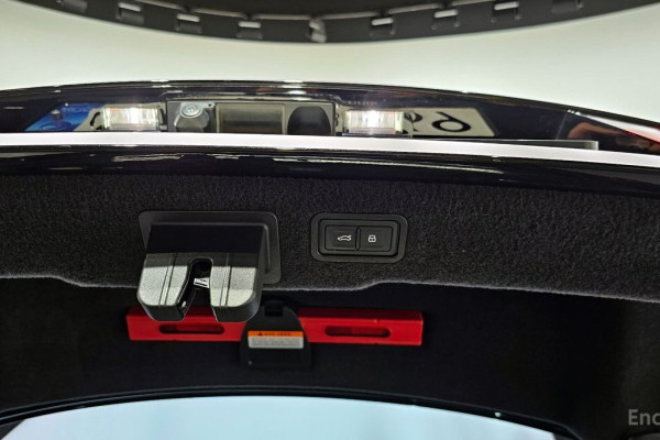 2021 Audi S8 с пробегом 86 654 км