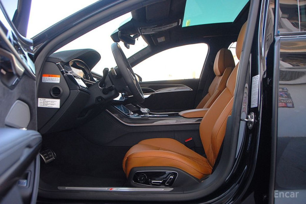 2023 Audi S8 с пробегом 29 545 км
