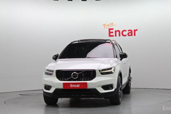 2020 Volvo XC40 с пробегом 144 635 км