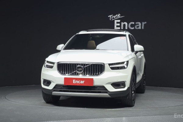 2020 Volvo XC40 с пробегом 76 036 км