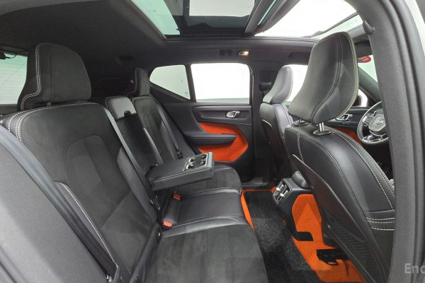 2020 Volvo XC40 с пробегом 144 635 км