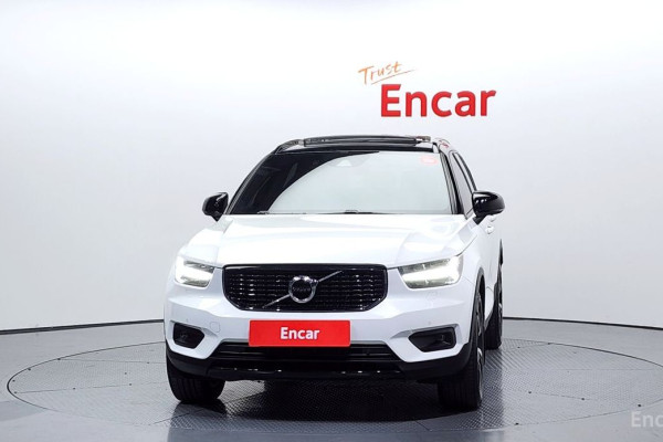 2021 Volvo XC40 с пробегом 11 685 км