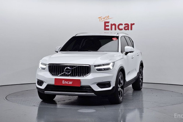 2020 Volvo XC40 с пробегом 92 601 км