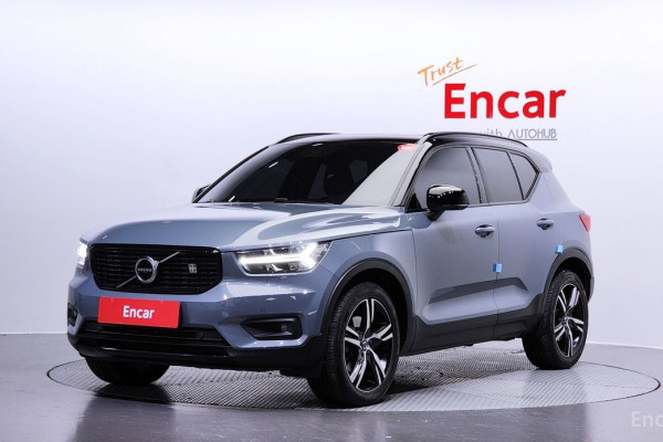 2020 Volvo XC40 с пробегом 89 379 км