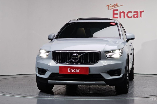 2020 Volvo XC40 с пробегом 153 205 км