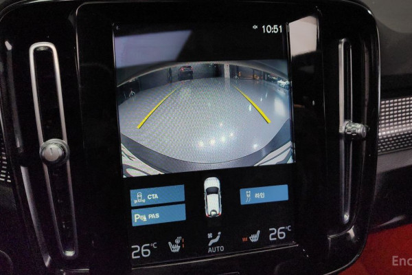 2021 Volvo XC40 с пробегом 11 685 км