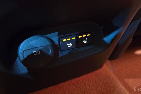 2021 Volvo XC40 с пробегом 180 576 км