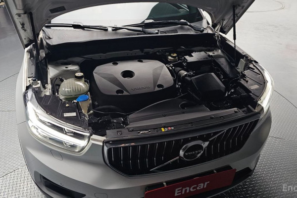 2019 Volvo XC40 с пробегом 82 763 км