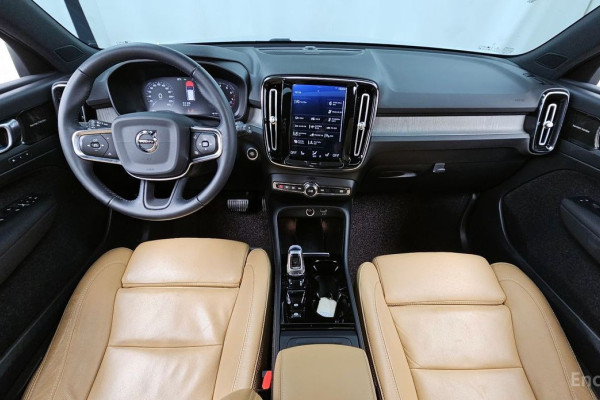 2020 Volvo XC40 с пробегом 153 205 км