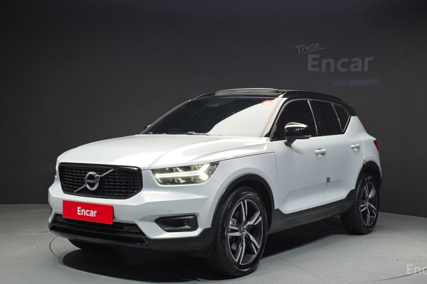 2021 Volvo XC40 с пробегом 120 319 км