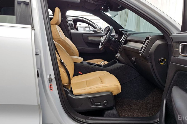 2020 Volvo XC40 с пробегом 153 205 км