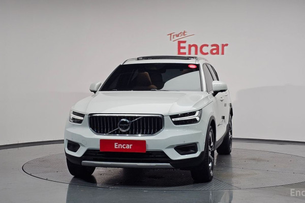 2020 Volvo XC40 с пробегом 64 891 км