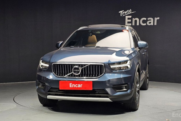 2021 Volvo XC40 с пробегом 10 574 км