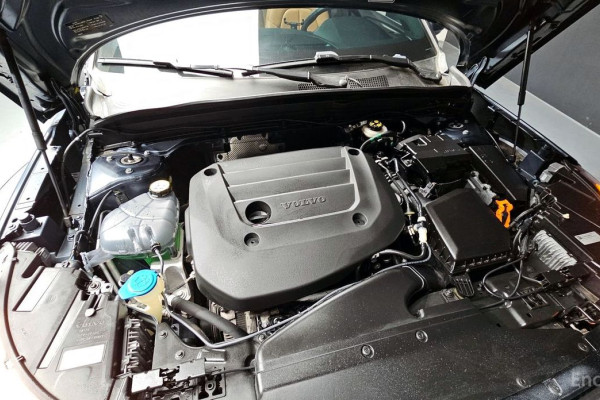 2021 Volvo XC40 с пробегом 10 574 км