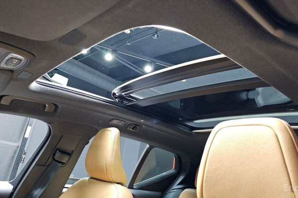 2020 Volvo XC40 с пробегом 32 186 км