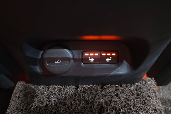 2021 Volvo XC40 с пробегом 120 319 км