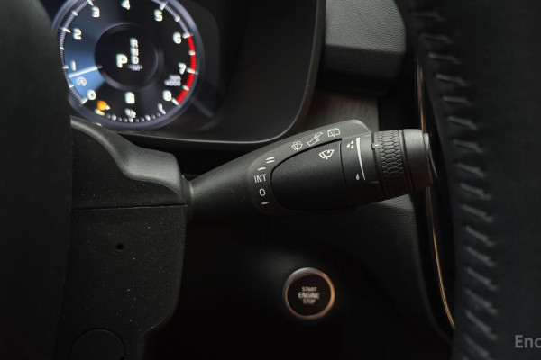 2021 Volvo XC40 с пробегом 47 342 км