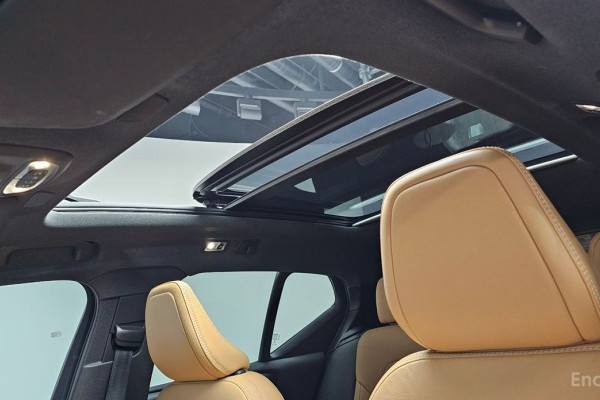 2020 Volvo XC40 с пробегом 64 891 км