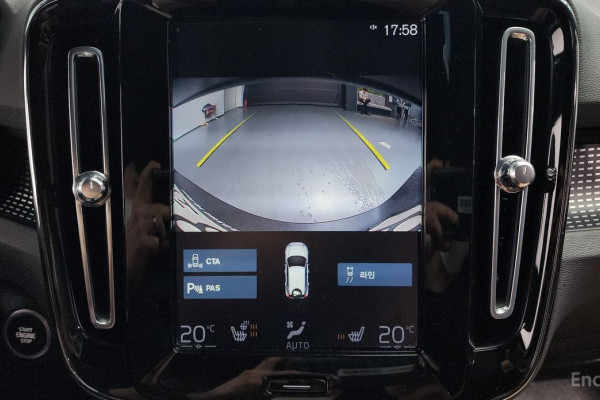 2020 Volvo XC40 с пробегом 78 153 км