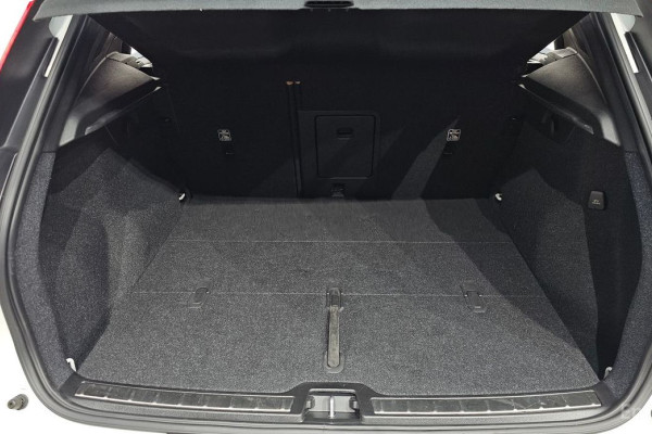 2021 Volvo XC40 с пробегом 39 468 км