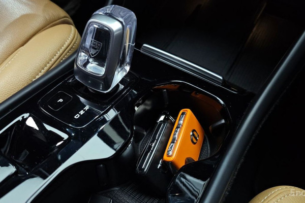 2021 Volvo XC40 с пробегом 108 997 км