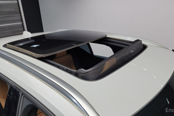 2020 Volvo XC40 с пробегом 32 662 км