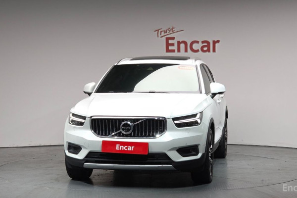 2020 Volvo XC40 с пробегом 37 583 км