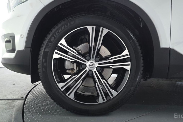 2020 Volvo XC40 с пробегом 70 179 км