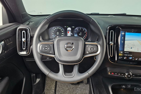 2019 Volvo XC40 с пробегом 25 367 км