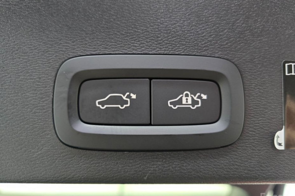 2021 Volvo XC40 с пробегом 16 369 км