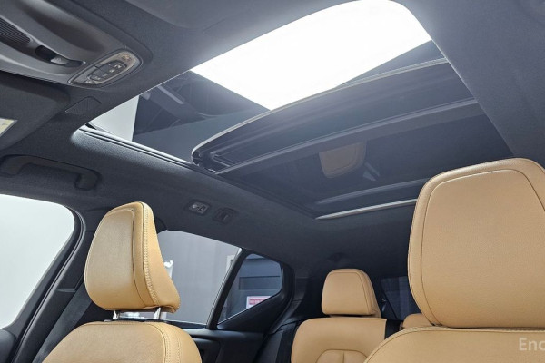 2020 Volvo XC40 с пробегом 50 662 км