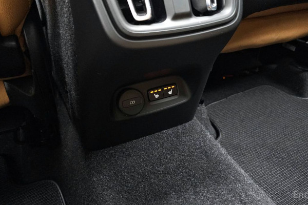 2020 Volvo XC40 с пробегом 26 228 км